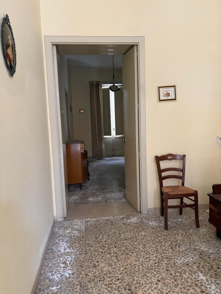 Casa indipendente da ristrutturare a Floridia