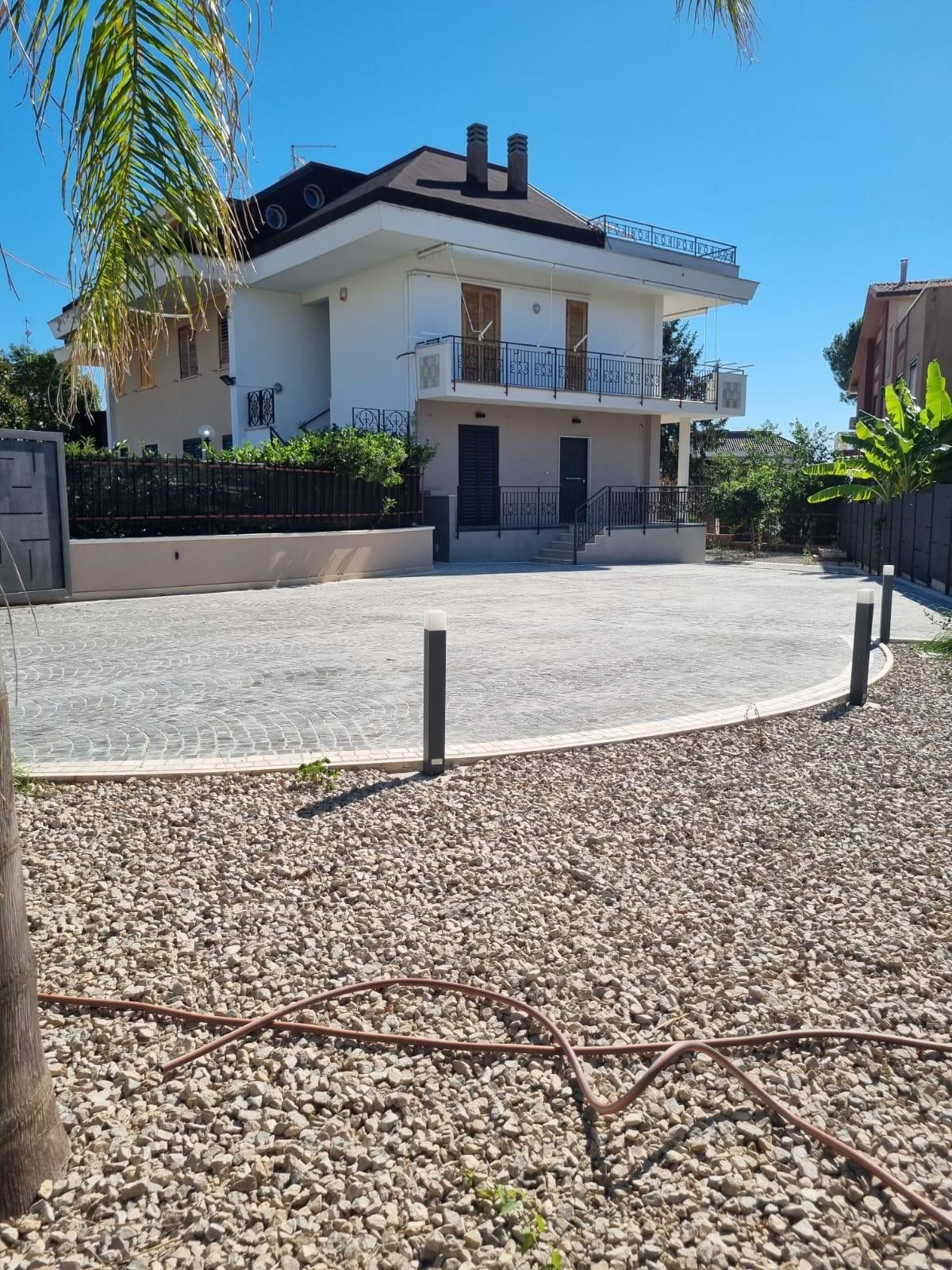 Casa indipendente con giardino, Formia vindicio
