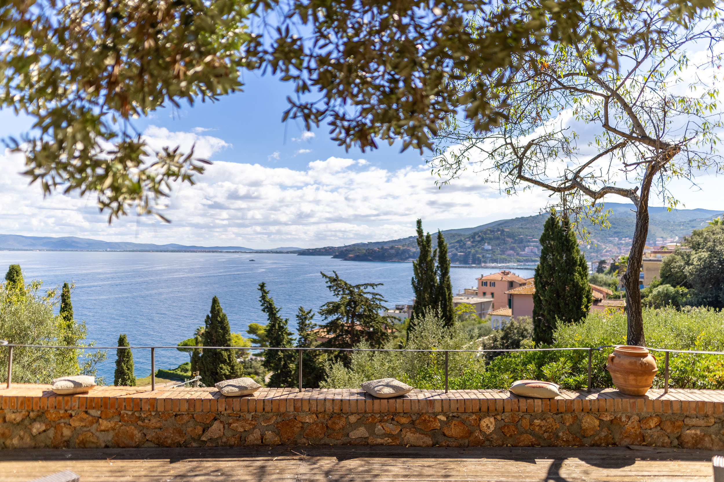 Villa con giardino in strada dei fari snc, Monte Argentario