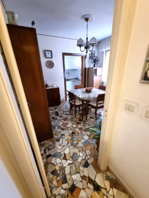 Appartamento in vendita a Savona, Valloria