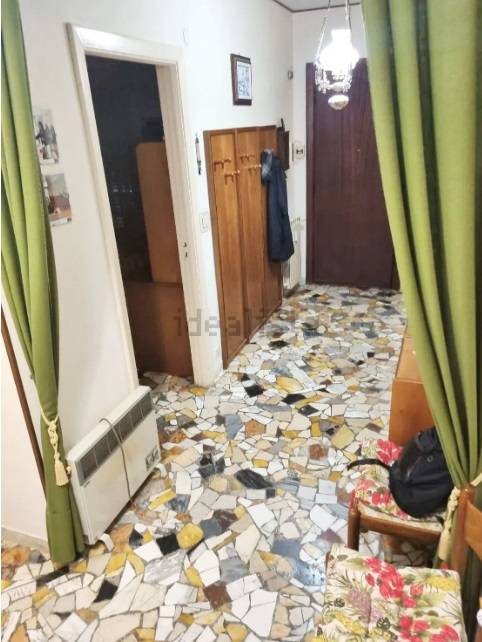 Appartamento in vendita a Savona, Valloria