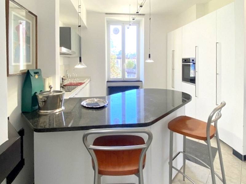 Appartamento in vendita a Savona, Centro