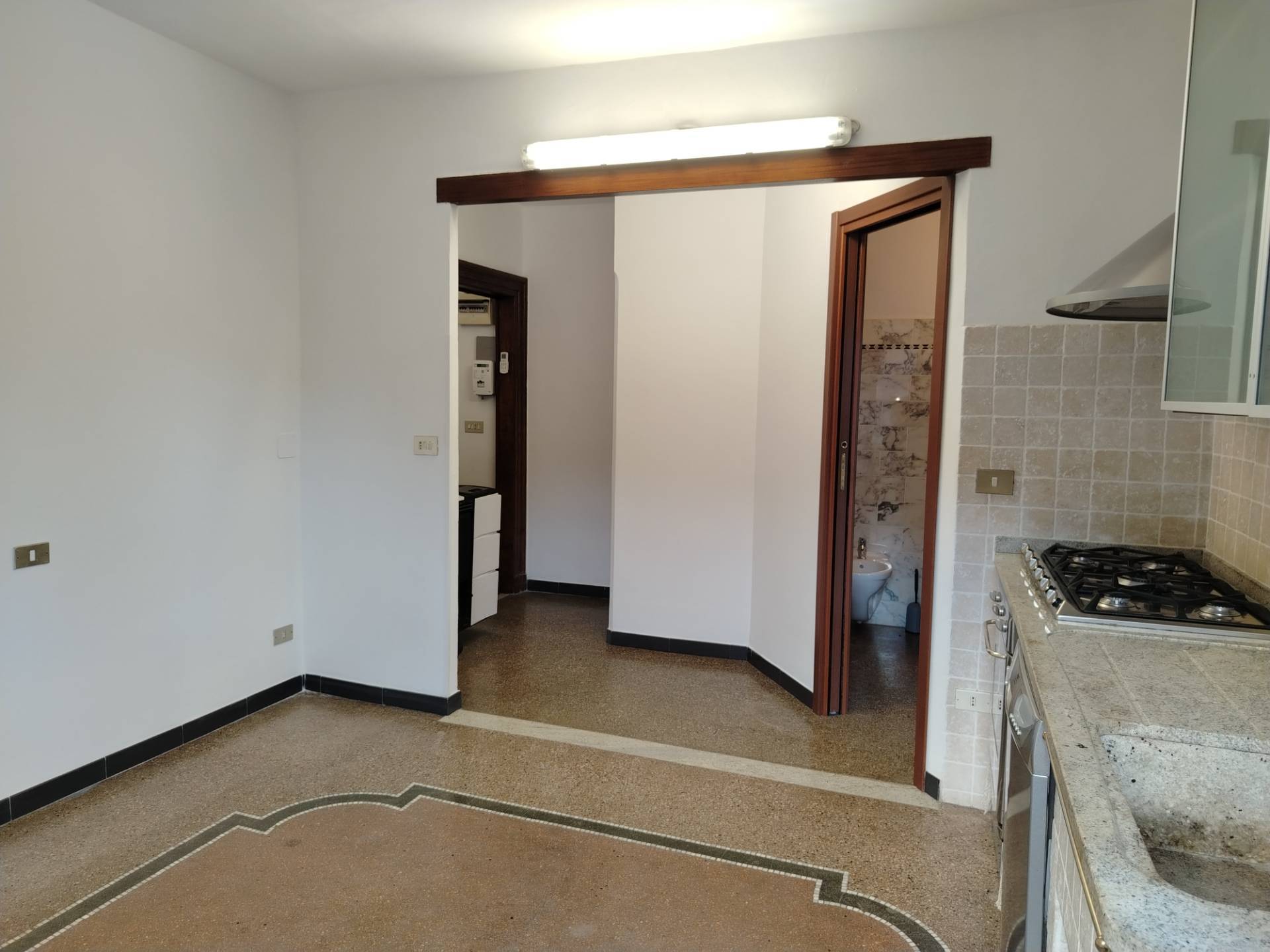 Appartamento in vendita a Albisola Superiore, Ellera