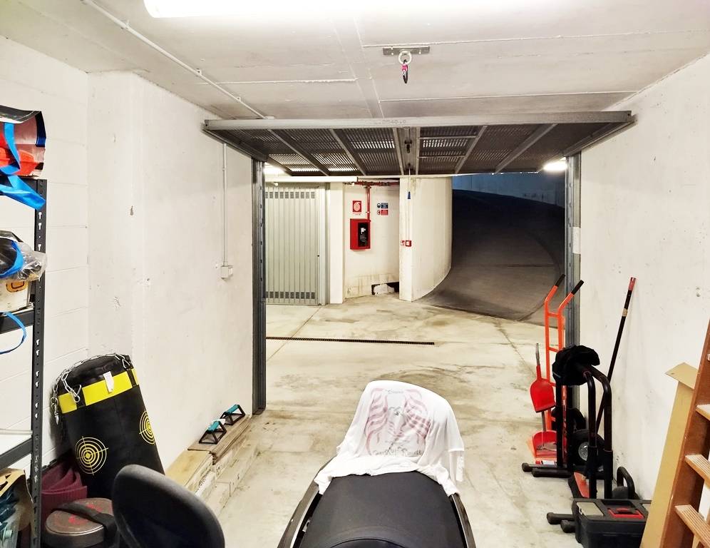 Box o garage in vendita a Albisola Superiore, Albisola Capo