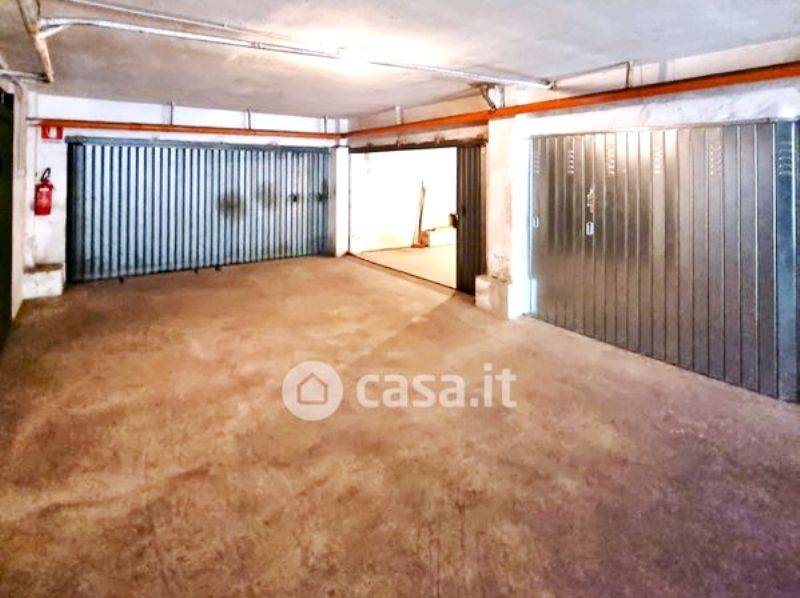 Garage/Box in vendita a Albisola Superiore