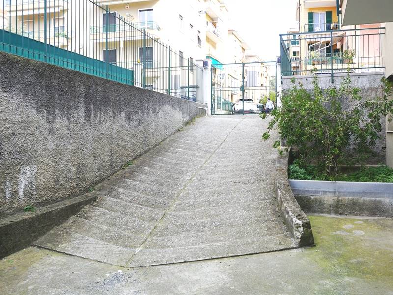 Garage/Box in vendita a Albisola Superiore