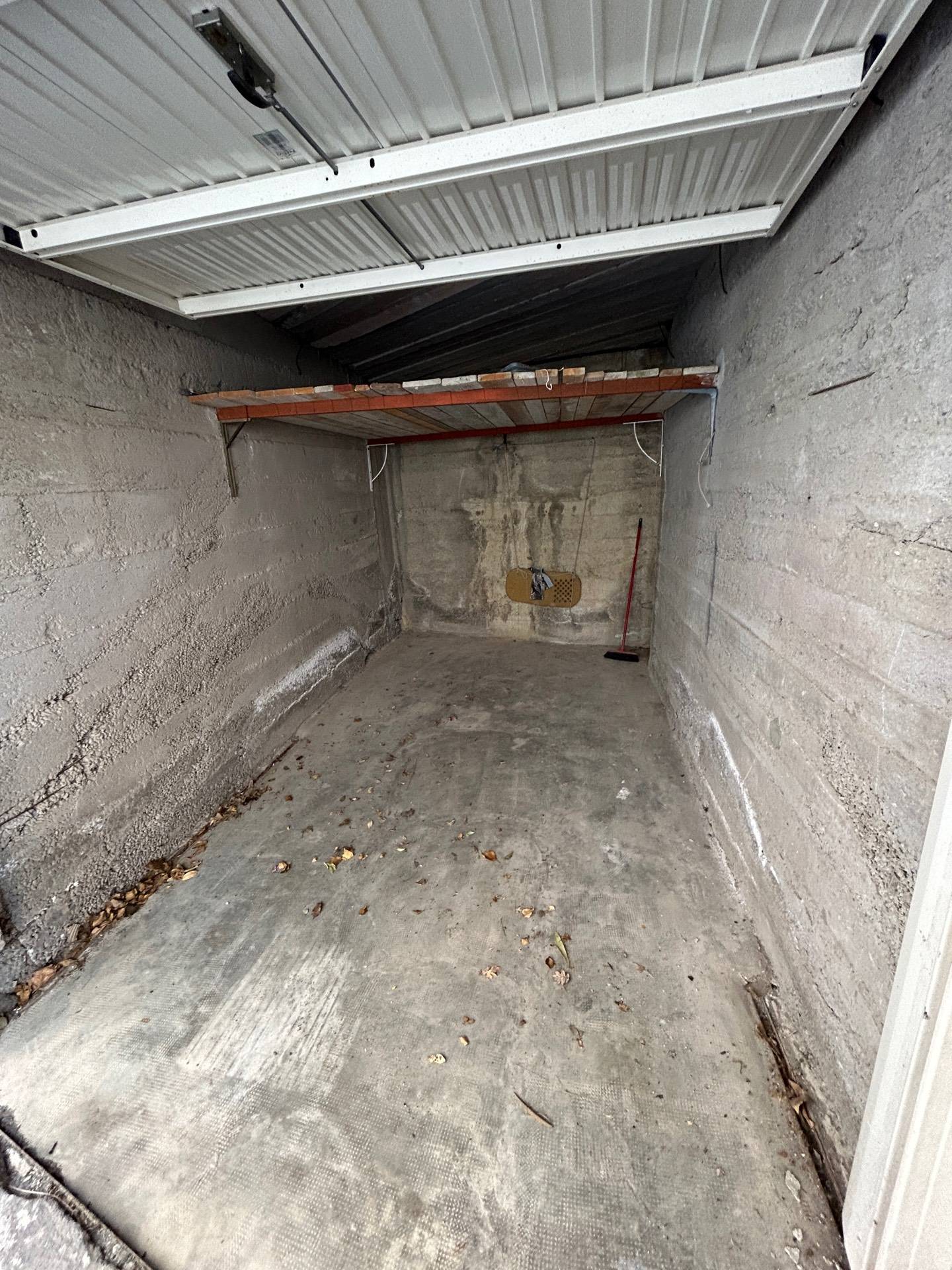 Box o garage in vendita a Laigueglia