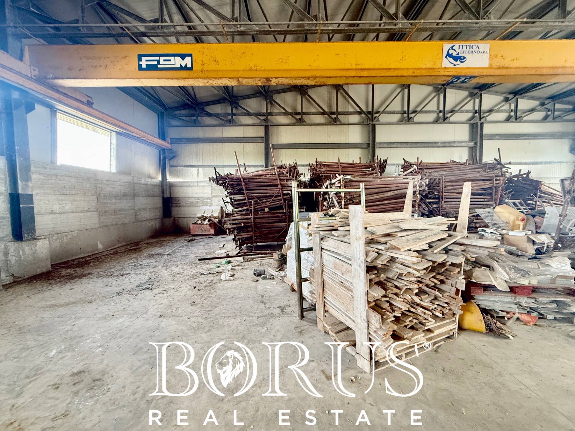 Capannoni in affitto a Villa Literno