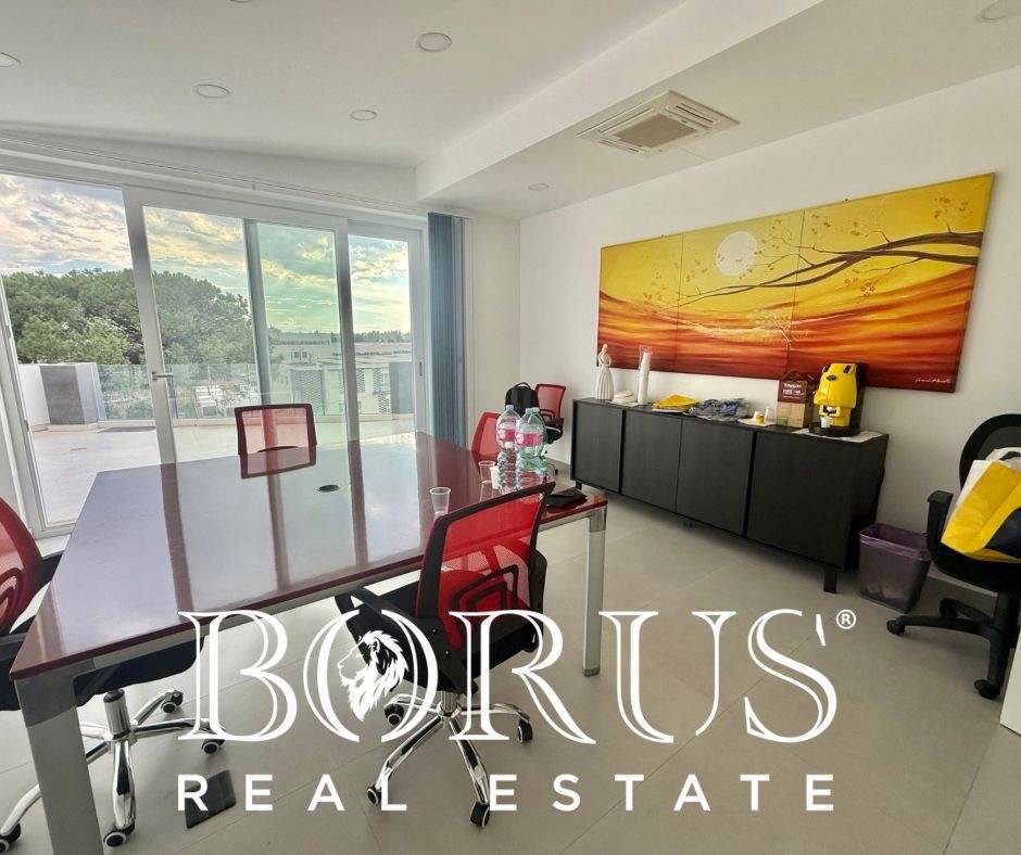 Studio/Ufficio in affitto a Teverola