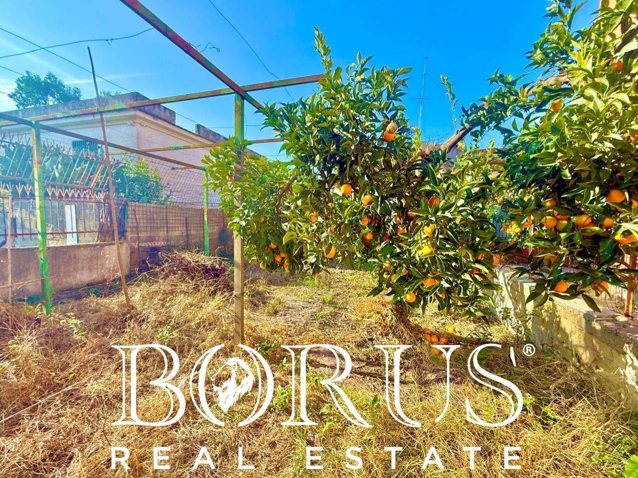 Casa singola in vendita a Castel Volturno