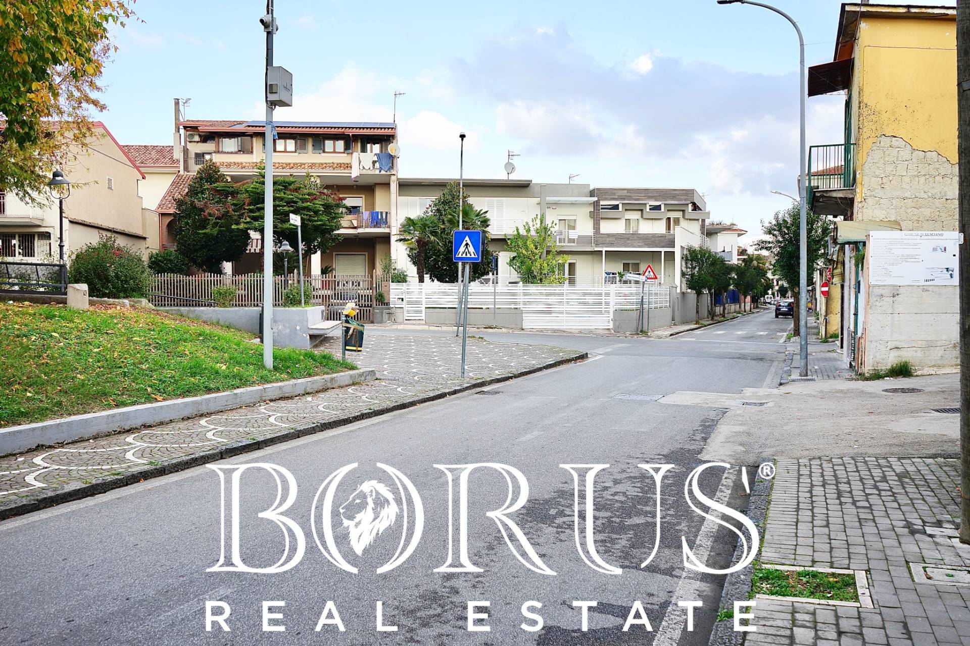 Locale commerciale in affitto a Lusciano