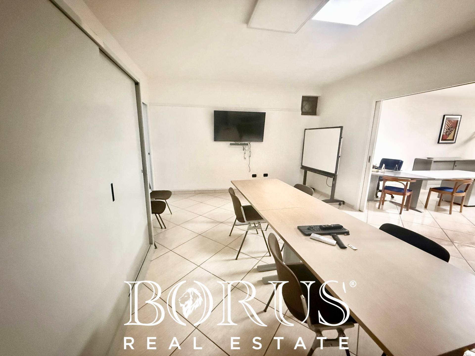 Stabile in vendita a Casapesenna