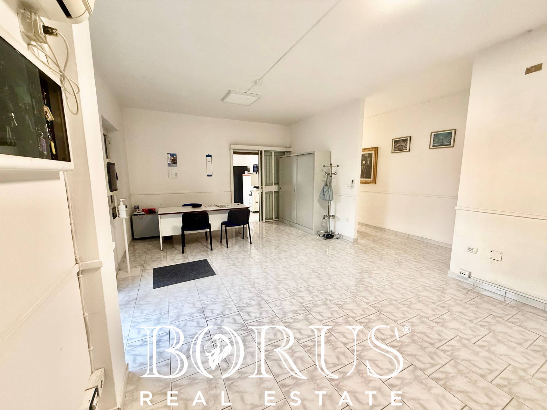 Stabile in vendita a Casapesenna