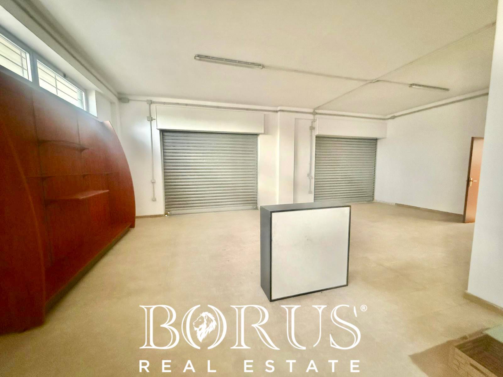 Locale commerciale in affitto a Casal di Principe