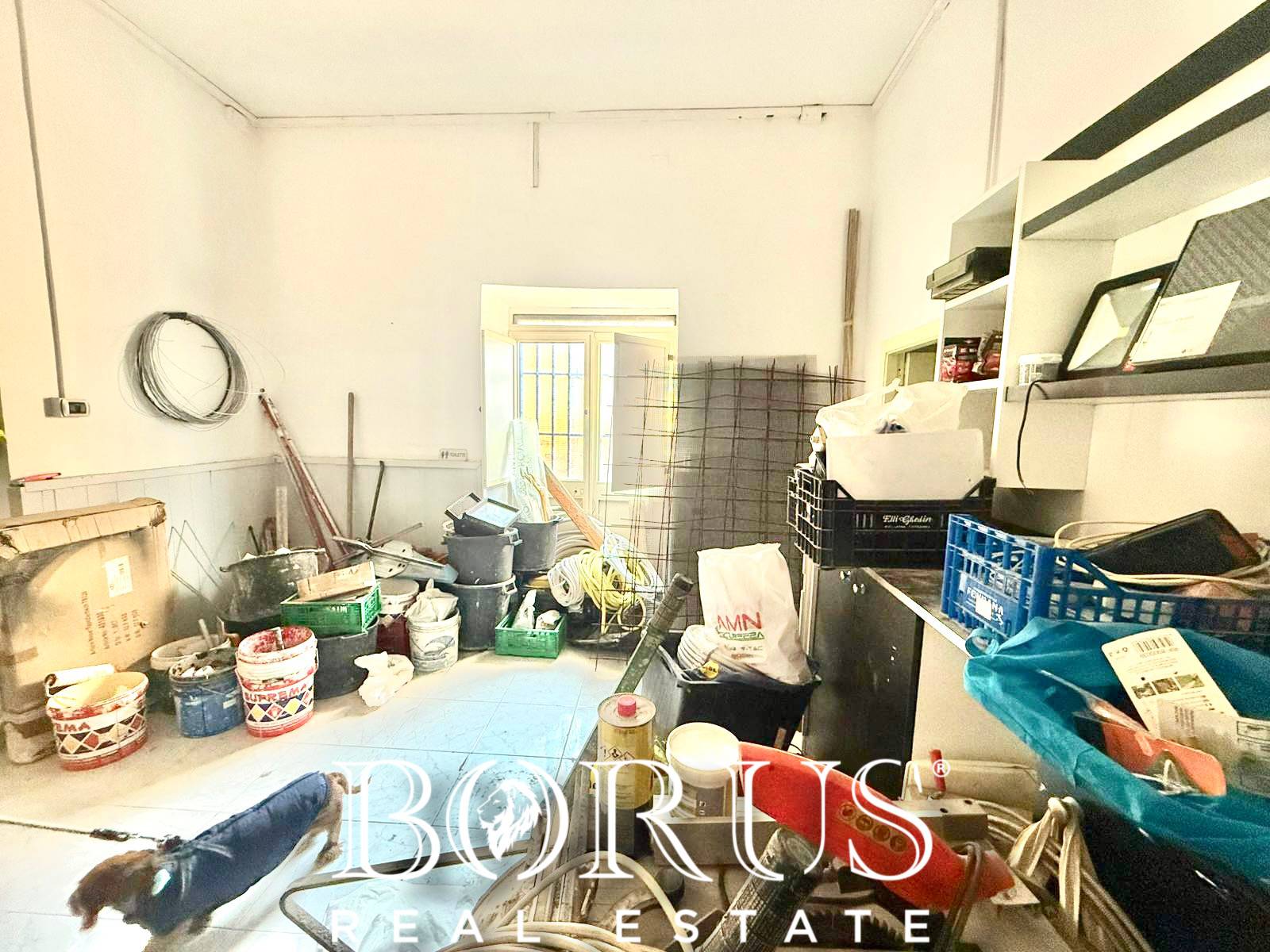 Locale commerciale in vendita a Casaluce