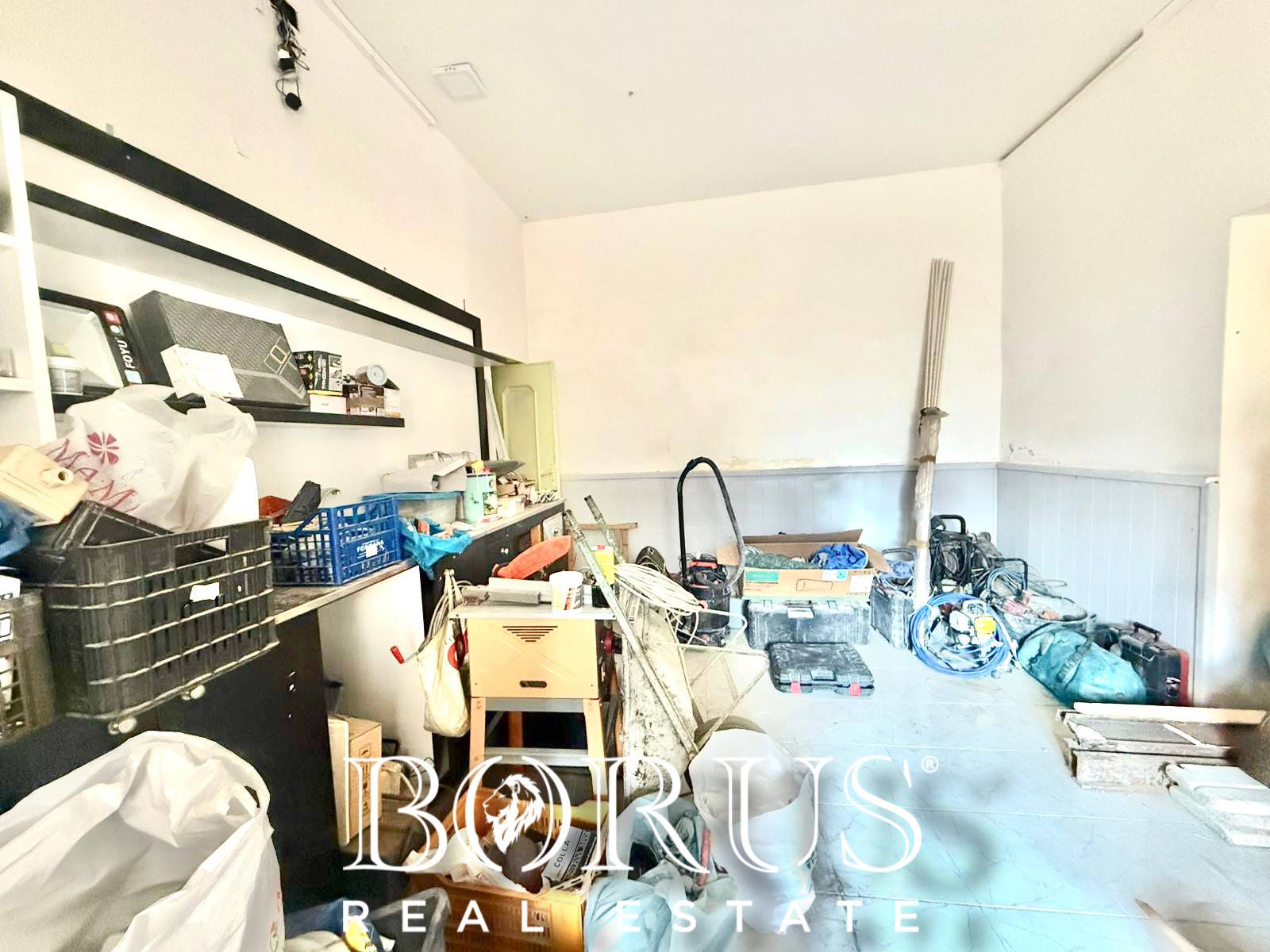 Locale commerciale in vendita a Casaluce