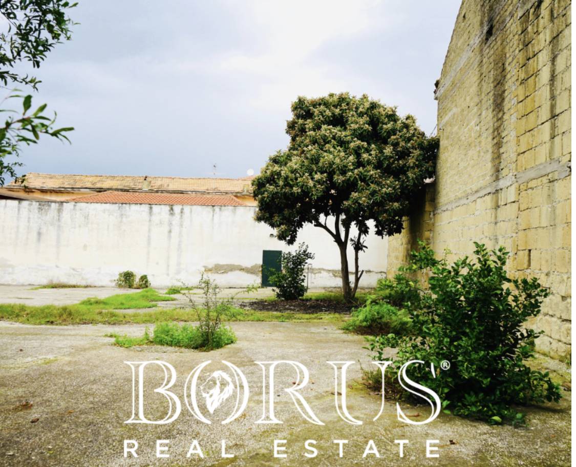 Locale commerciale in affitto a San Cipriano d'Aversa