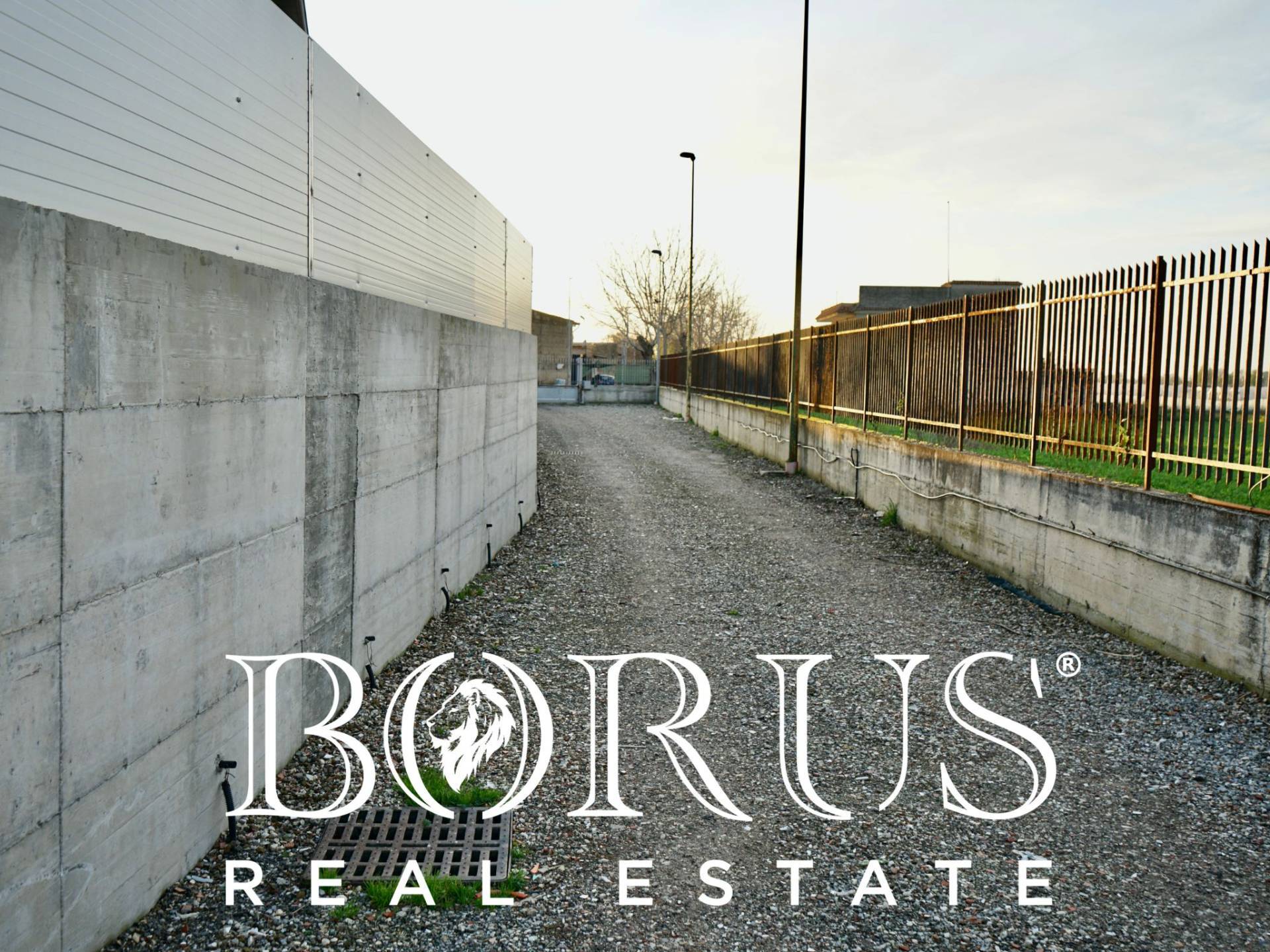 Deposito in affitto a Villa Literno