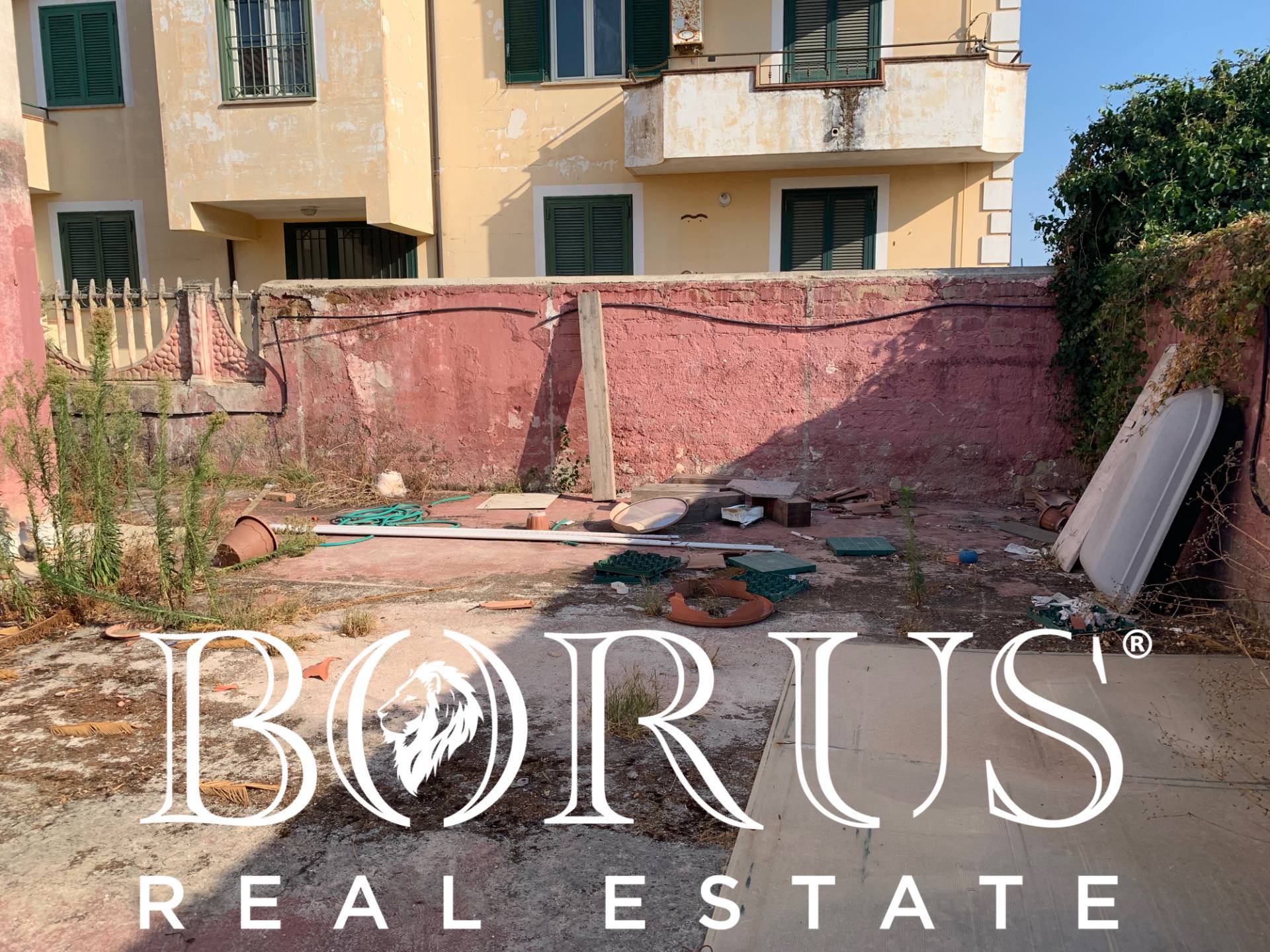 Villa in vendita a Castel Volturno