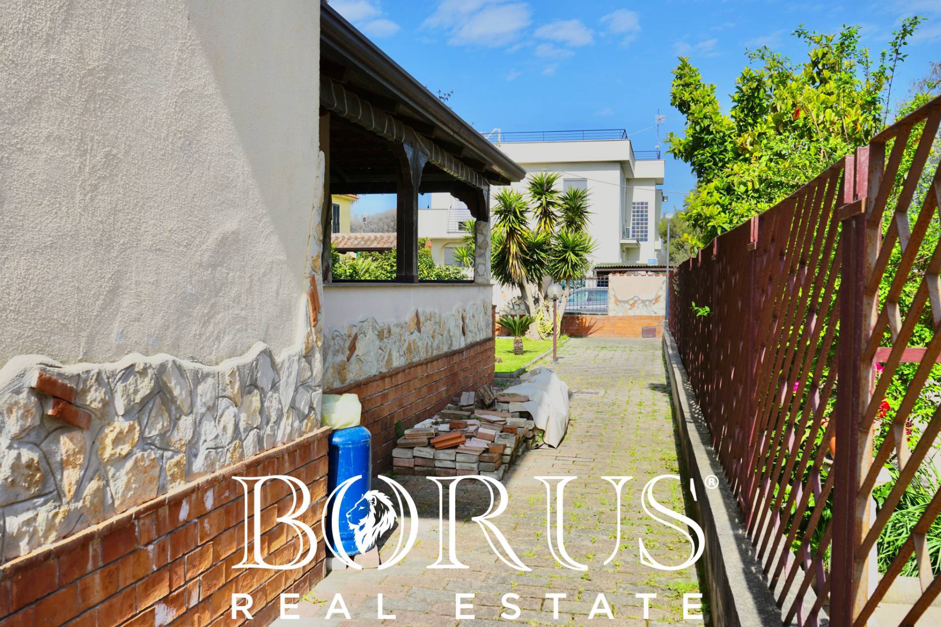 Villa in vendita a Castel Volturno