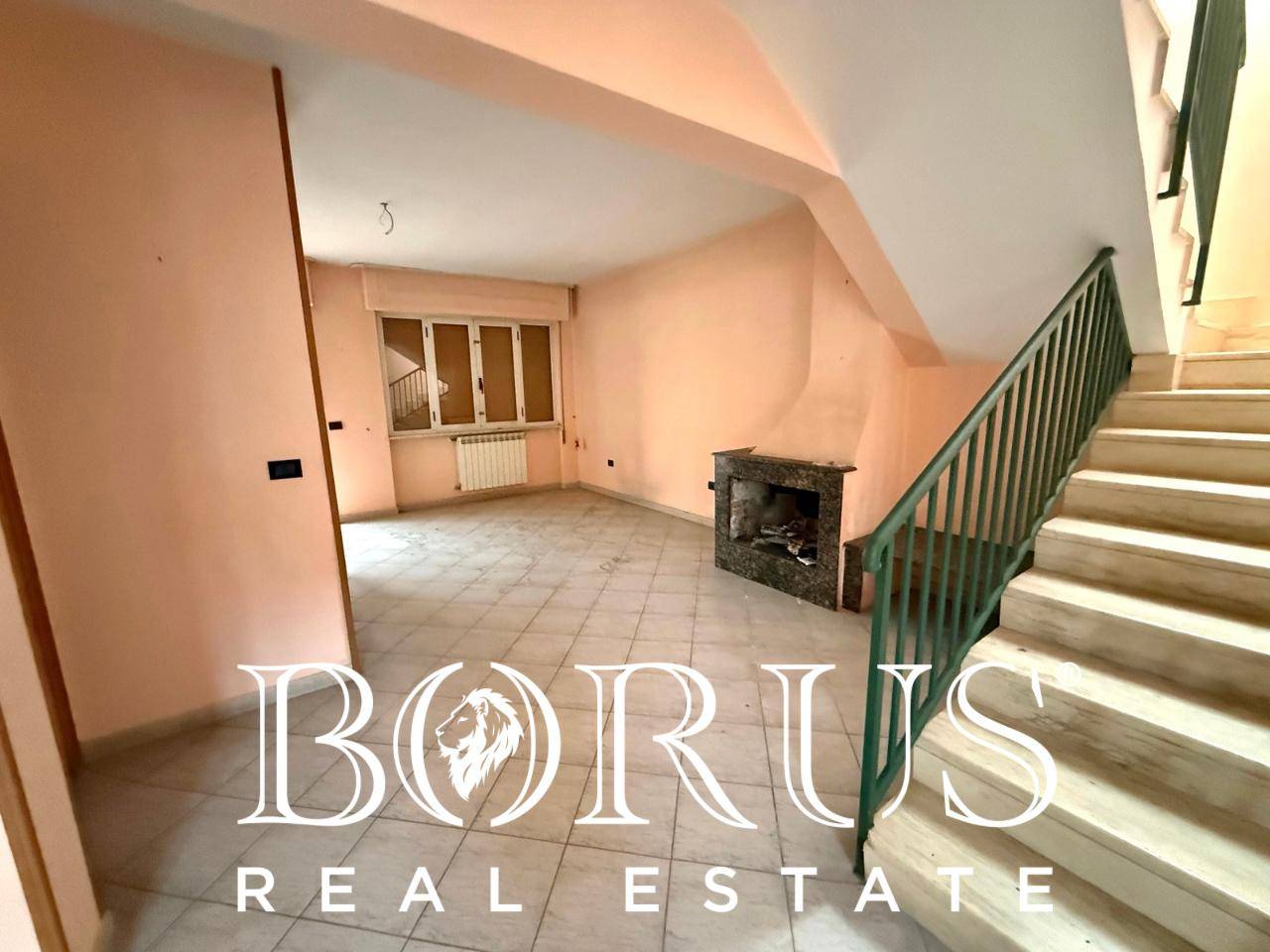 Villette a schiera in vendita a Trentola-Ducenta