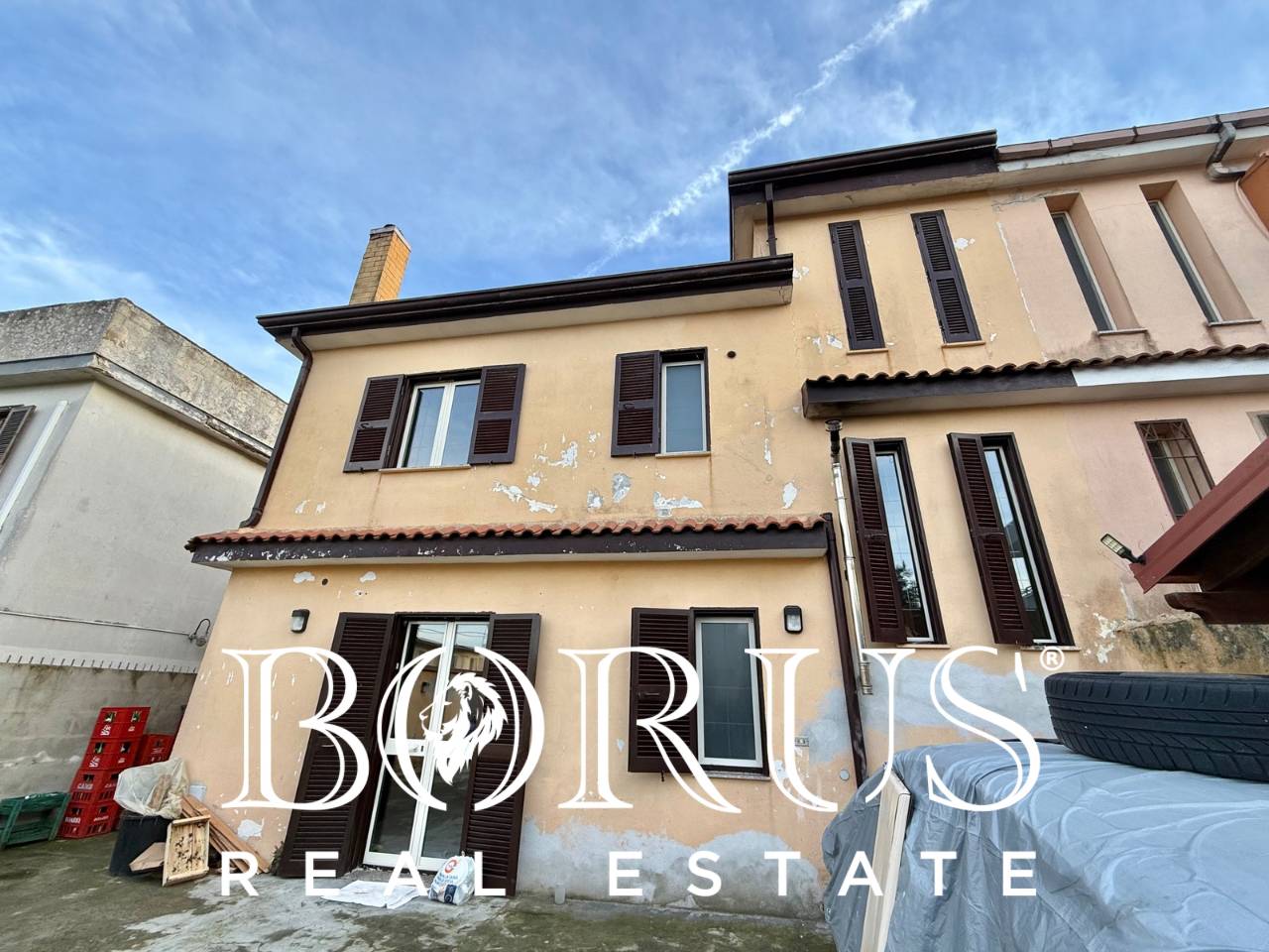 Casa singola in vendita a Castel Volturno, Fronte Villaggio Coppola