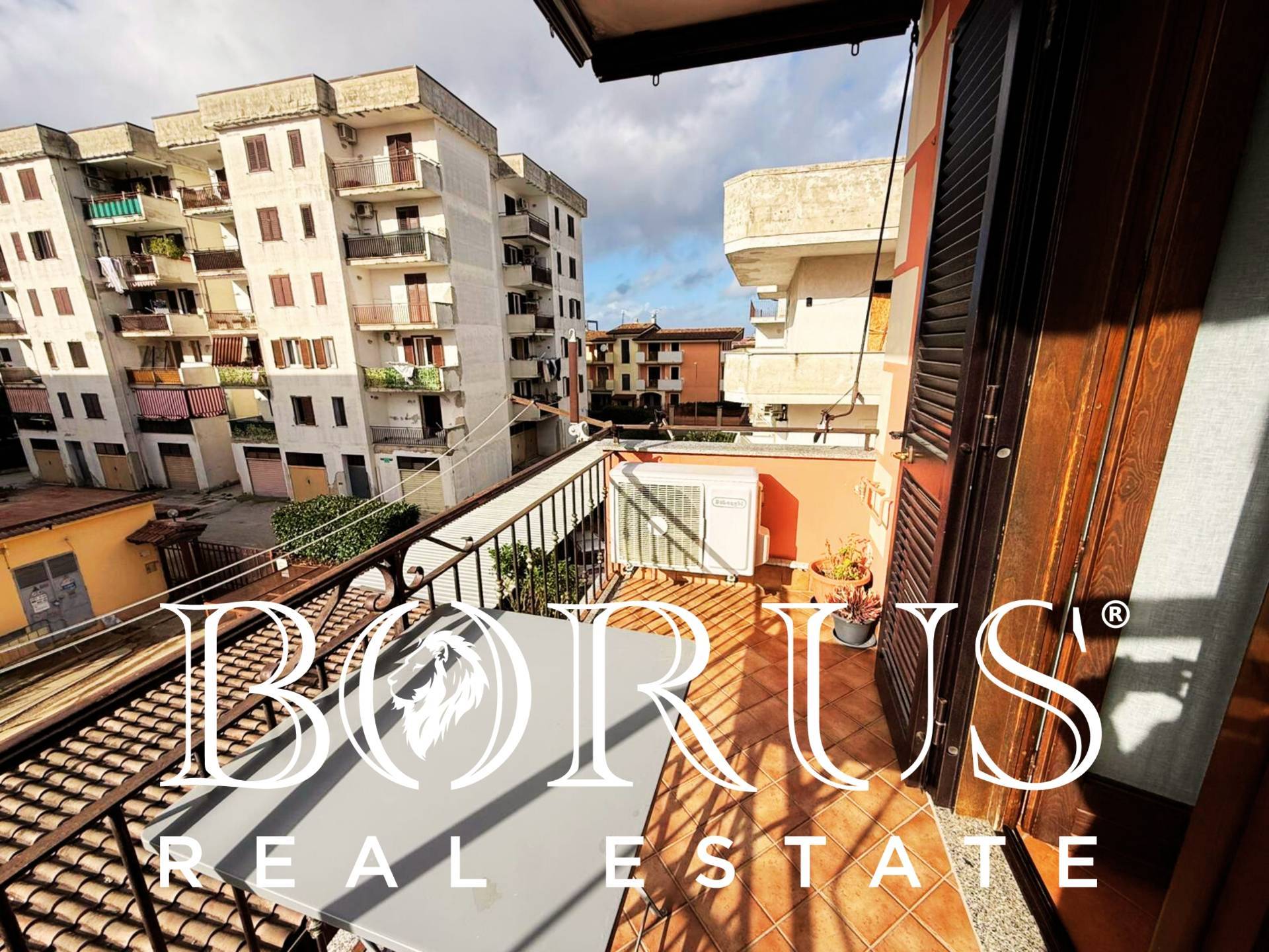 Appartamento in vendita a Parete