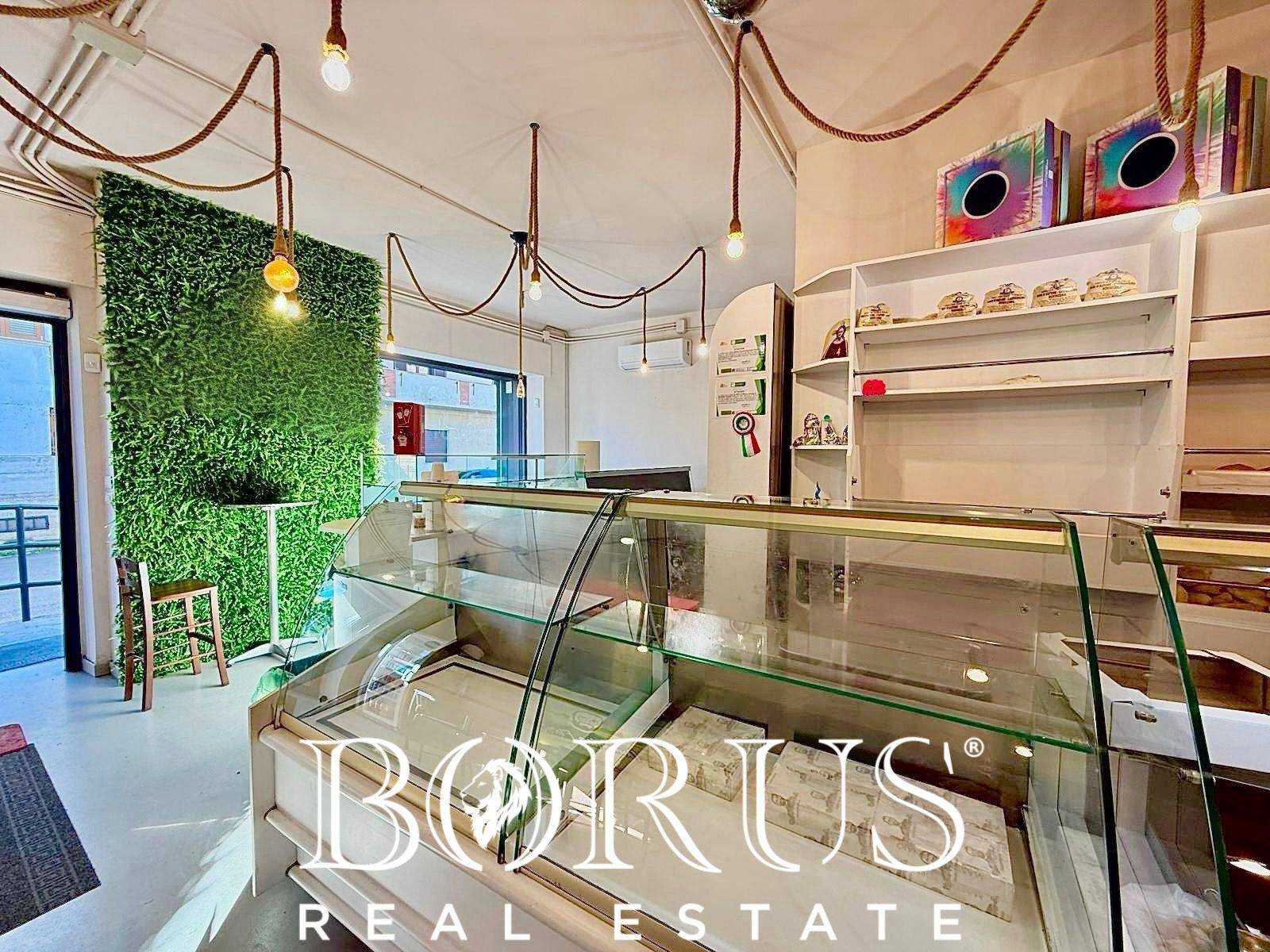 Attivit commerciale in vendita a Carinaro