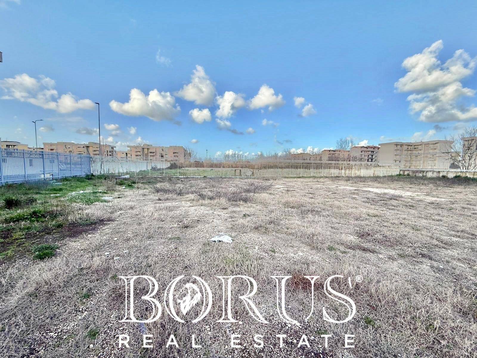 Terreno edificabile in vendita a Aversa