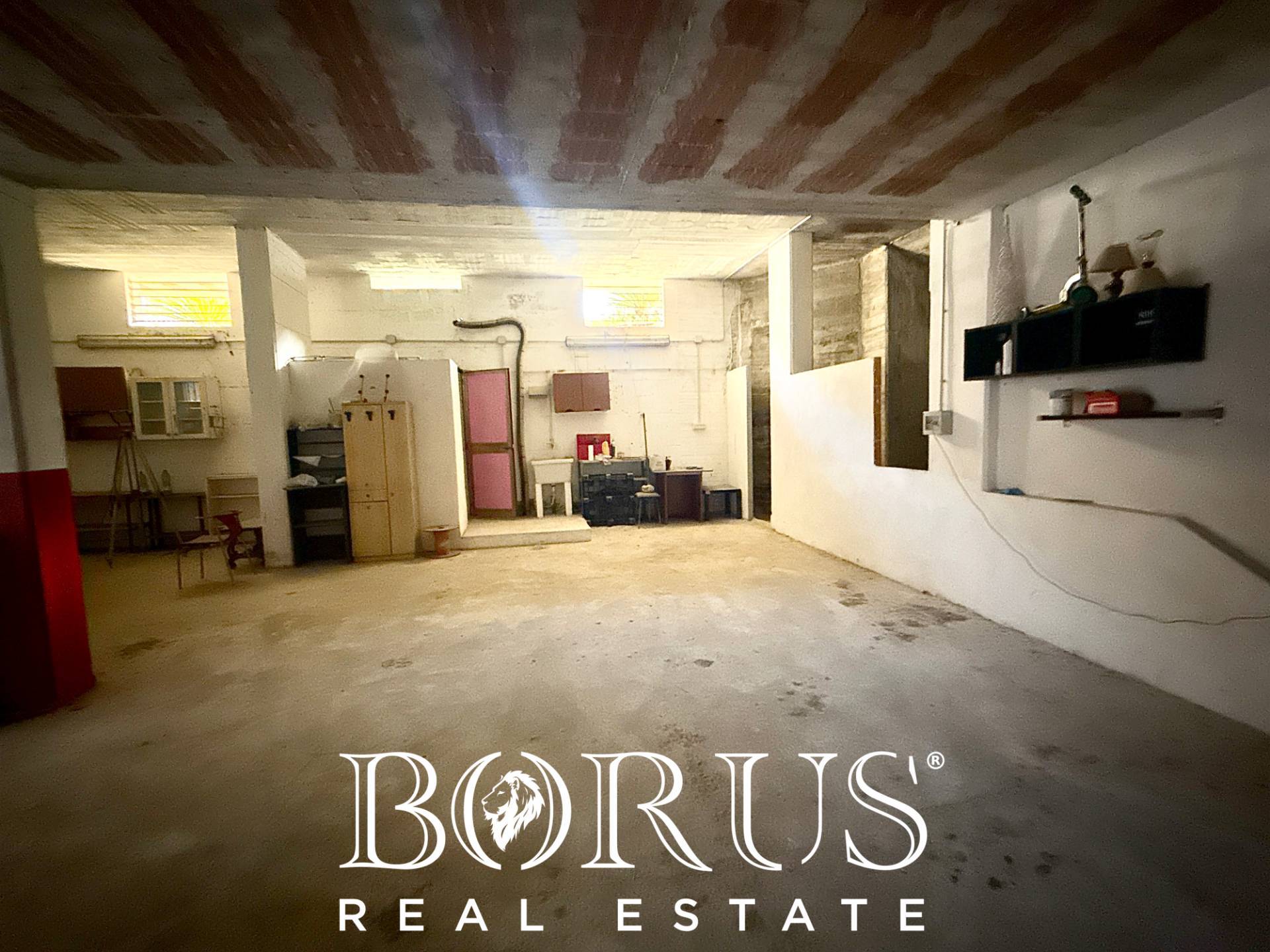 Deposito in affitto a Carinaro