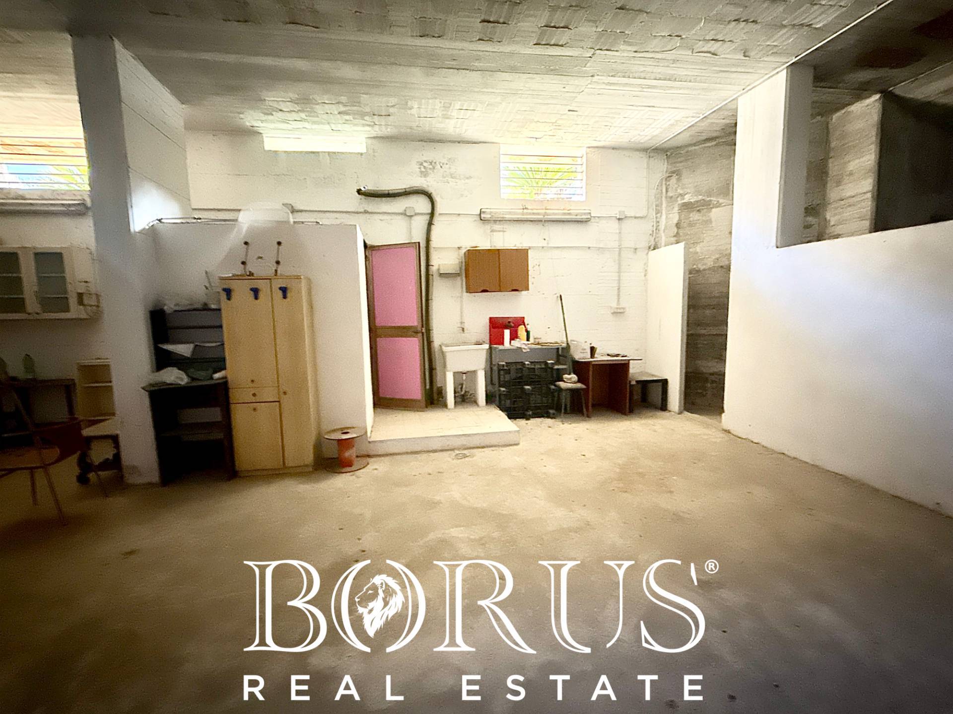 Deposito in affitto a Carinaro