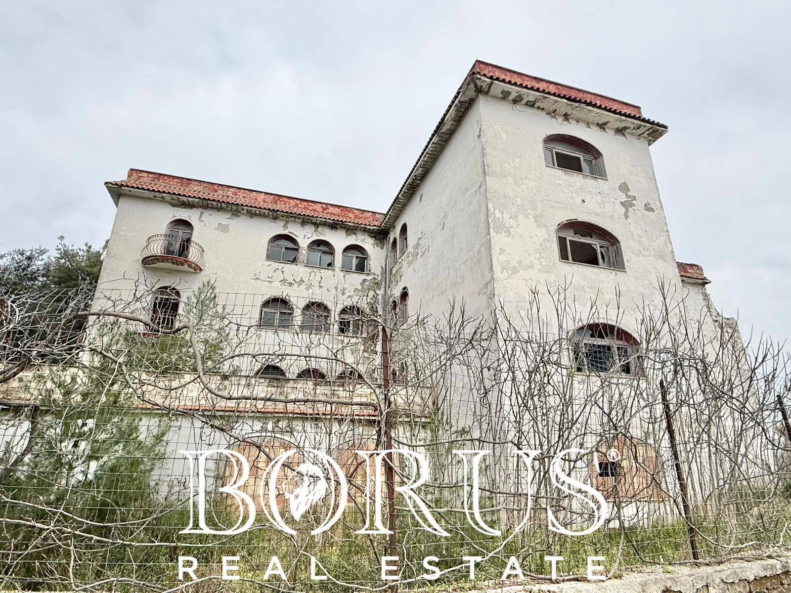 Stabile in vendita a Mondragone