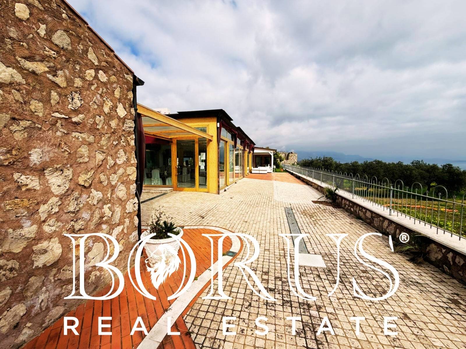 Attivit commerciale in vendita a Gaeta