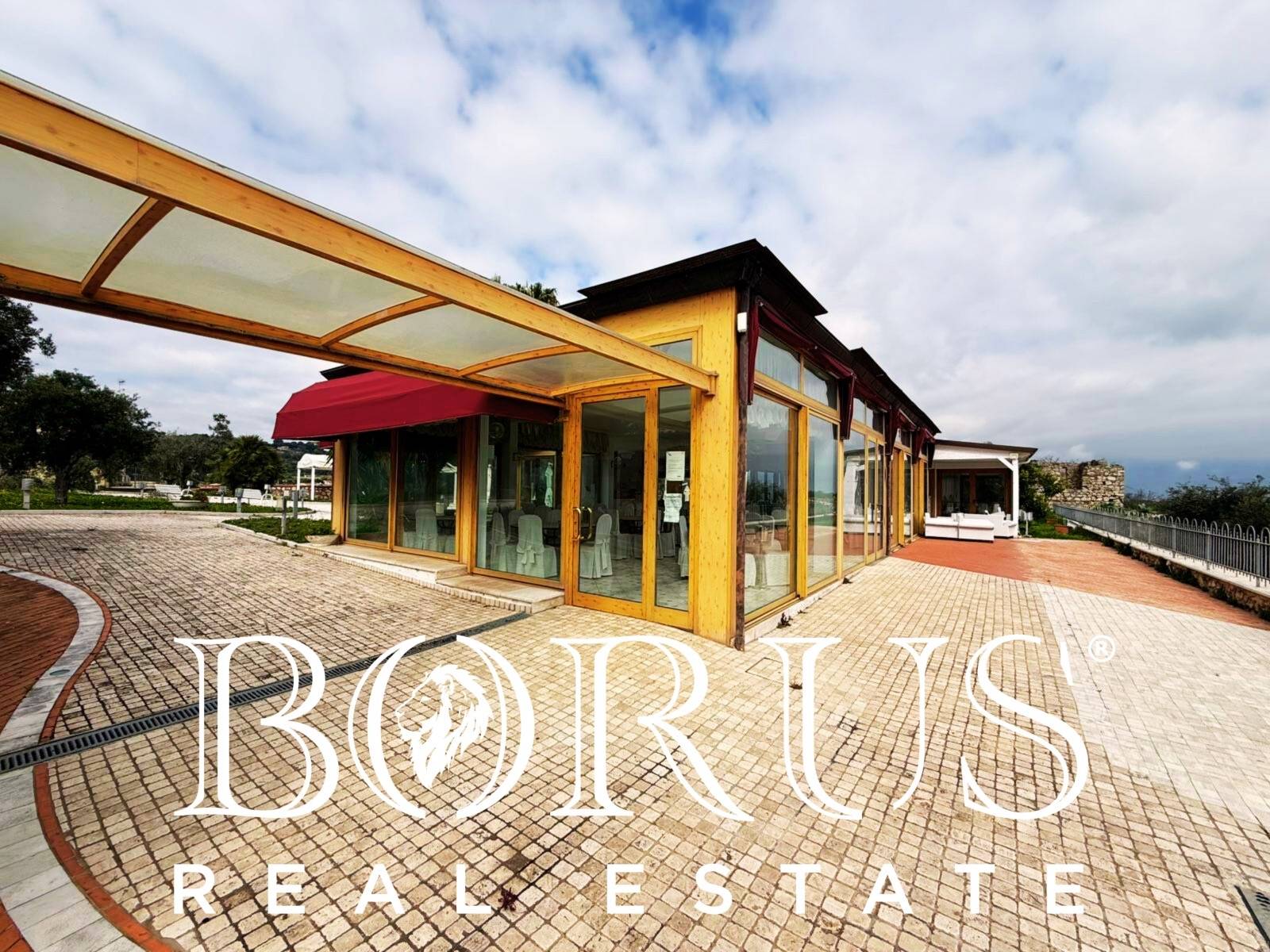 Attivit commerciale in vendita a Gaeta