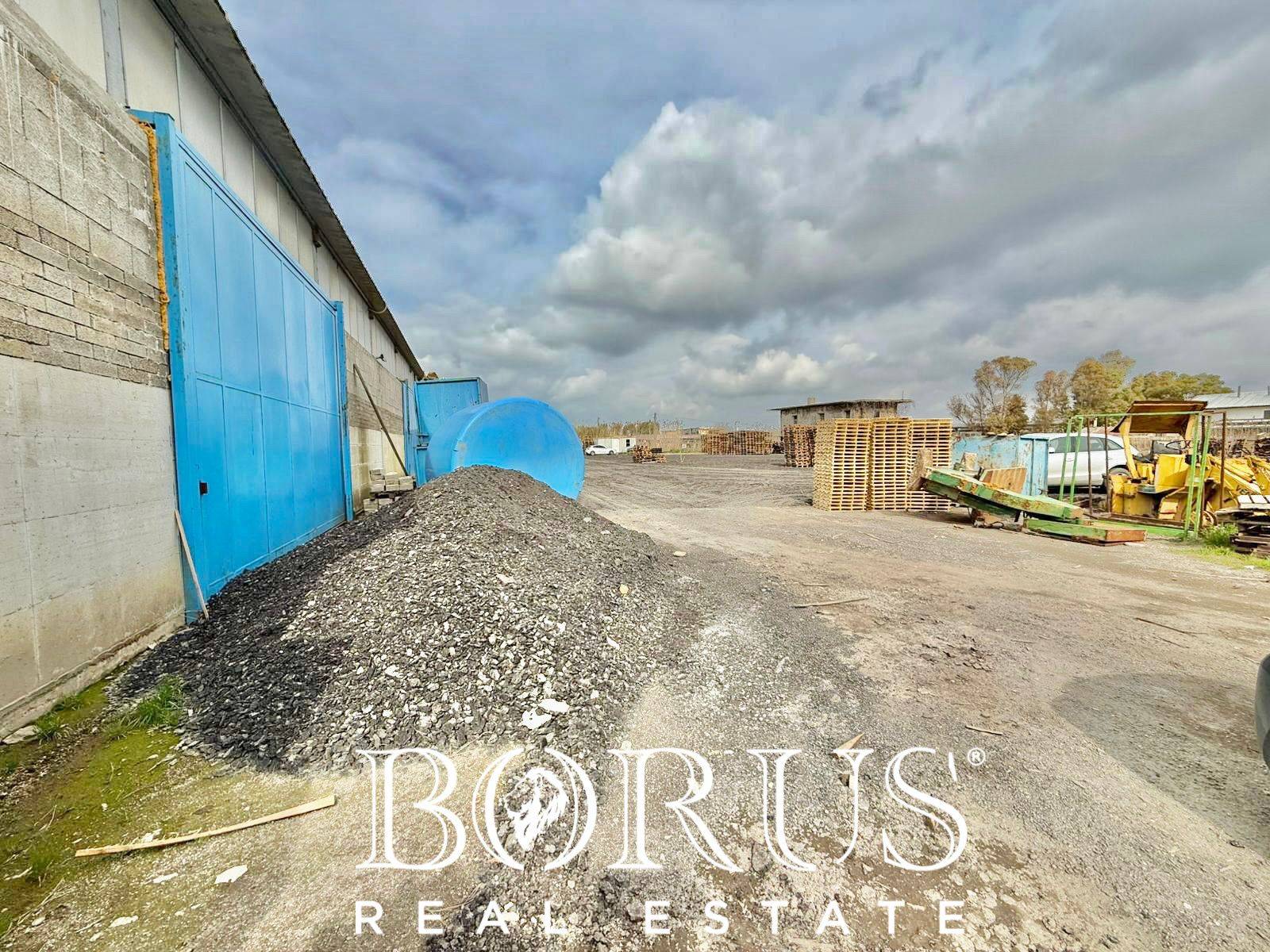 Deposito in affitto a Villa Literno