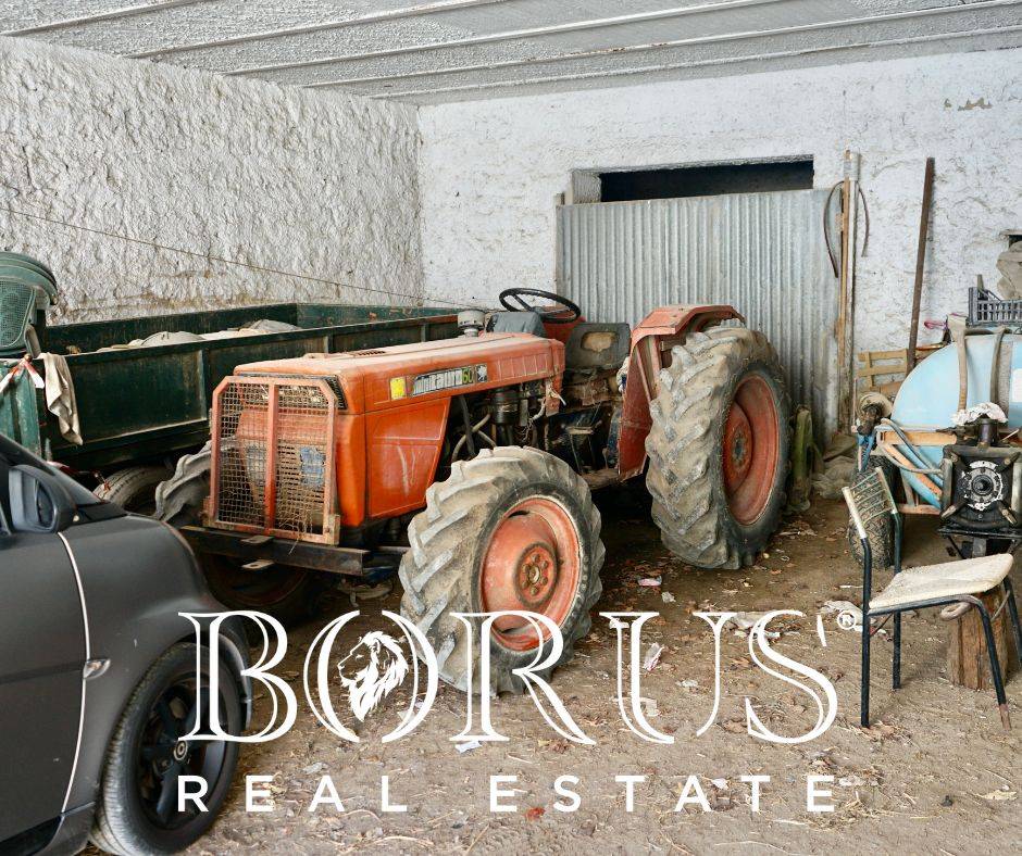 Box o garage in vendita a Aversa