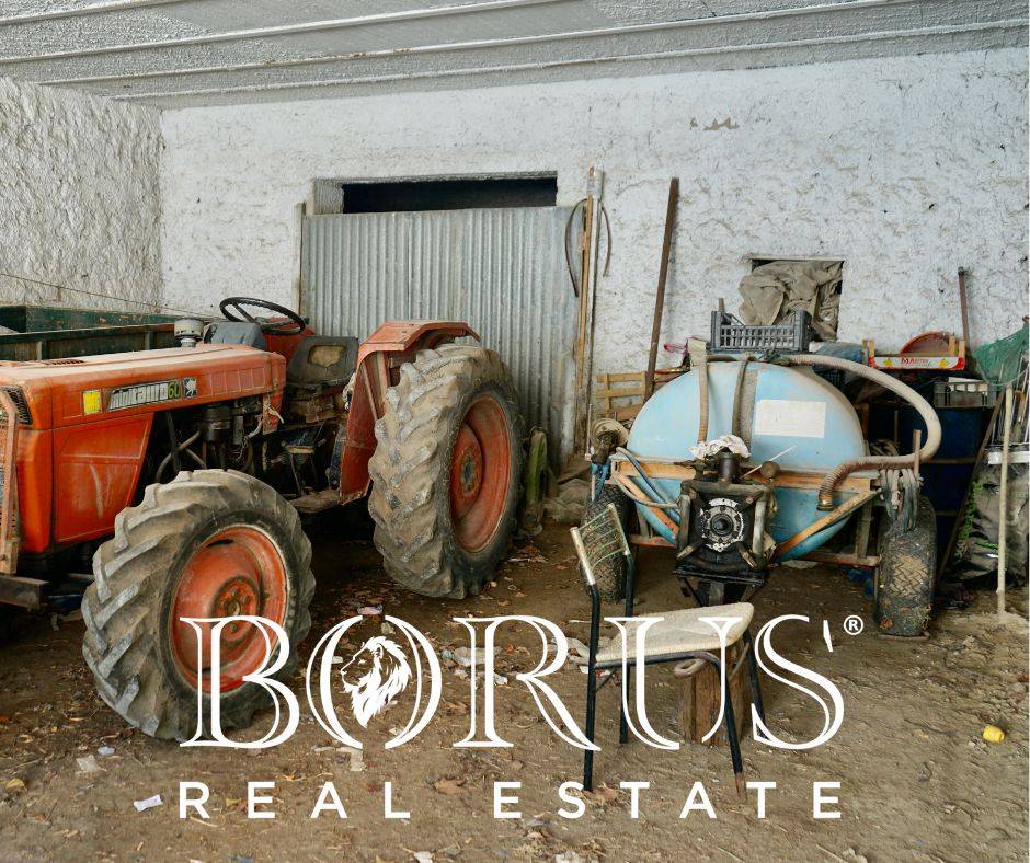 Box o garage in vendita a Aversa