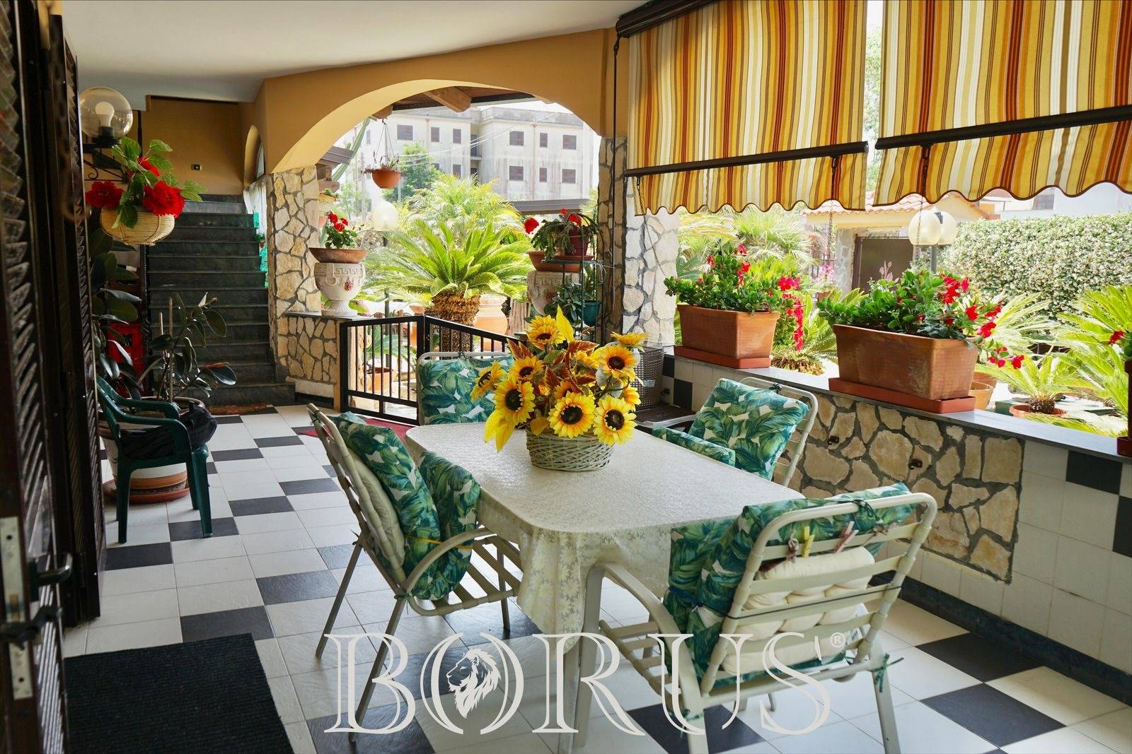 Villa in vendita a Castel Volturno, Fronte Villaggio Coppola