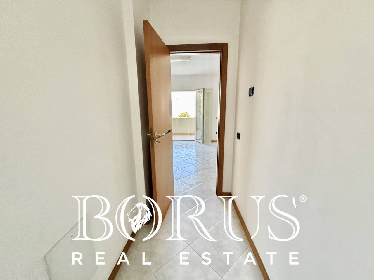 Studio/Ufficio in affitto a Aversa