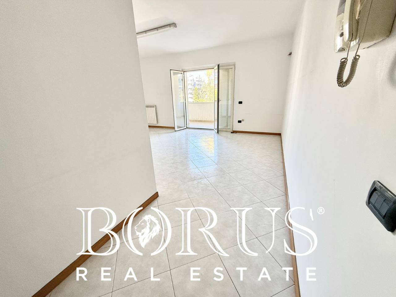 Studio/Ufficio in affitto a Aversa