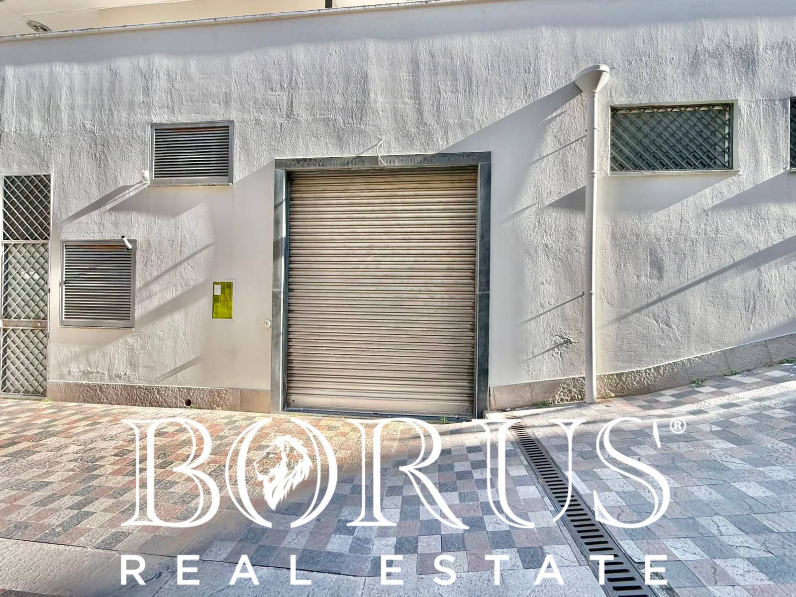 Box o garage in affitto a Aversa