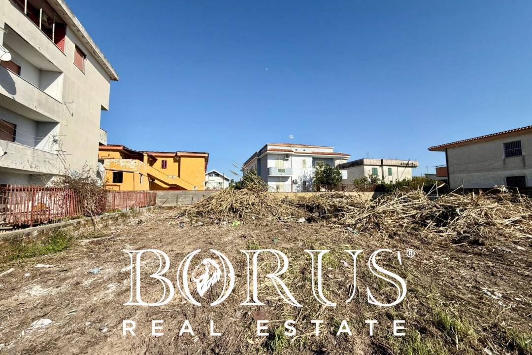 Terreno edificabile in vendita a Castel Volturno, Fronte Villaggio Coppola