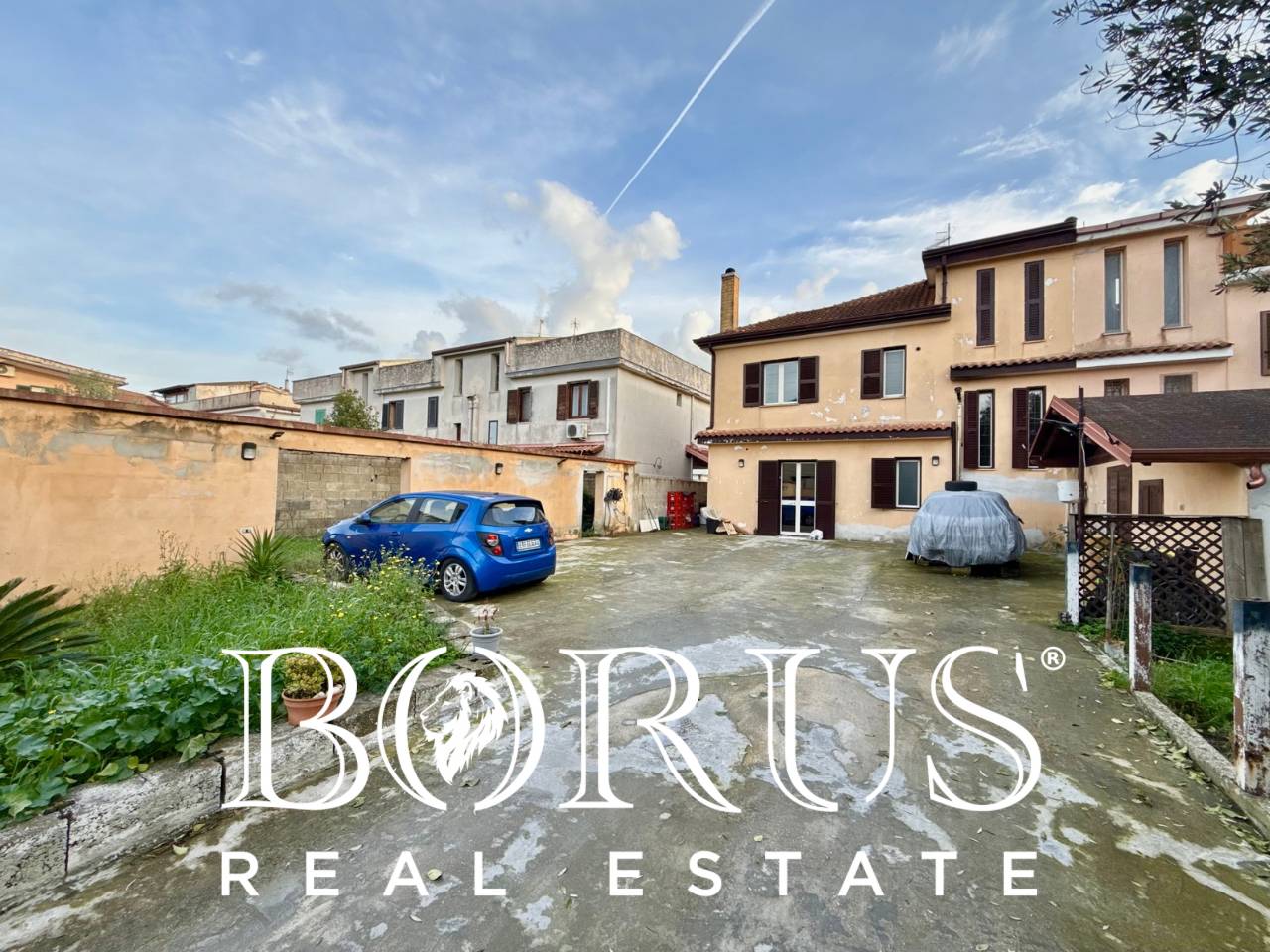 Casa singola in vendita a Castel Volturno, Fronte Villaggio Coppola