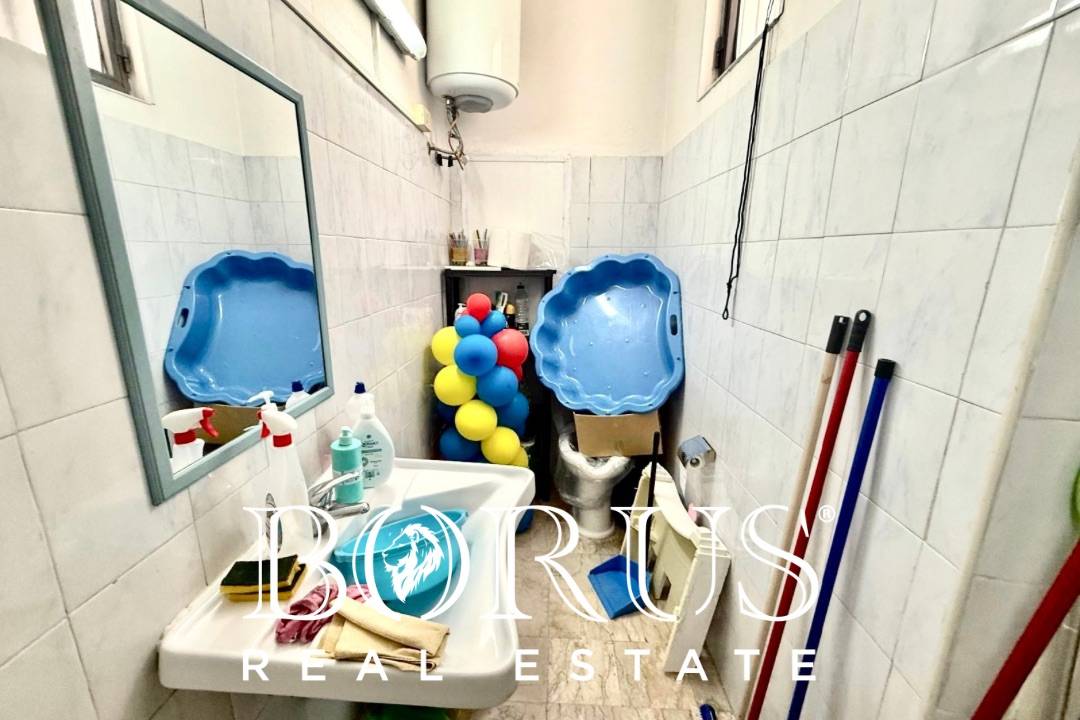 Attivit commerciale in vendita a Casaluce