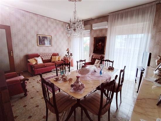 Appartamento in vendita a Floridia