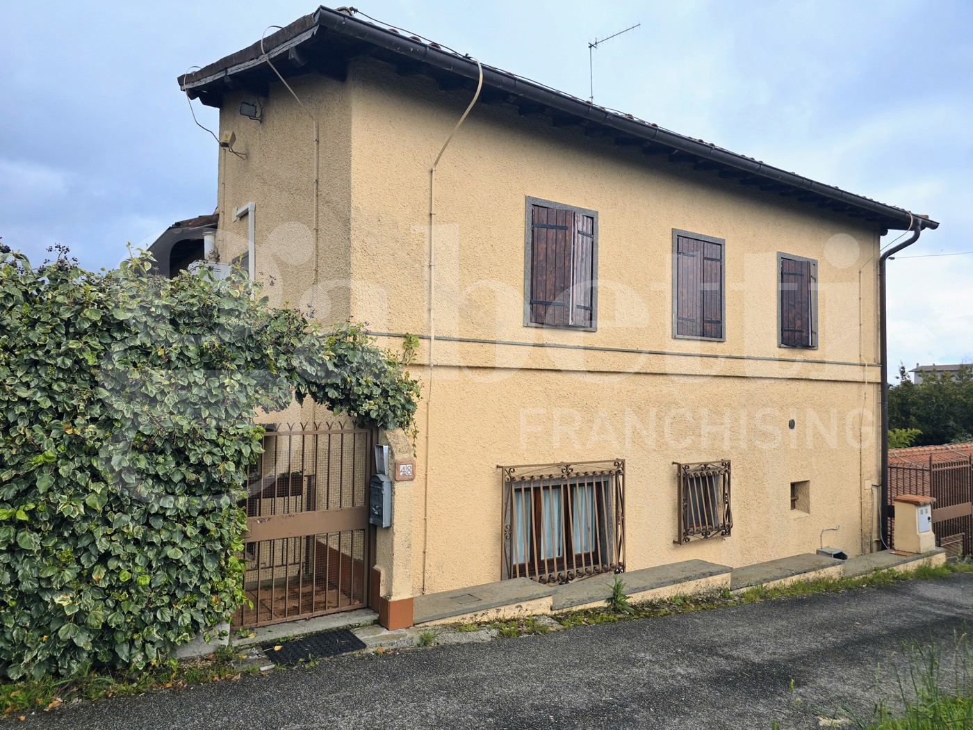 Villa con giardino a Paliano