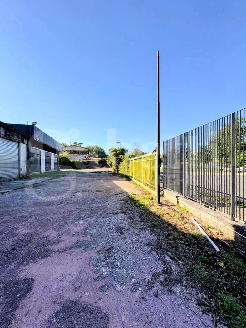 Capannone in vendita a Valmontone