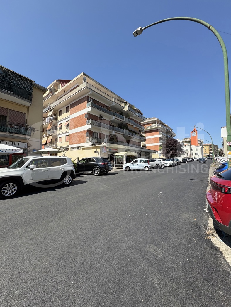 Box/Garage 25mq in vendita a Colleferro