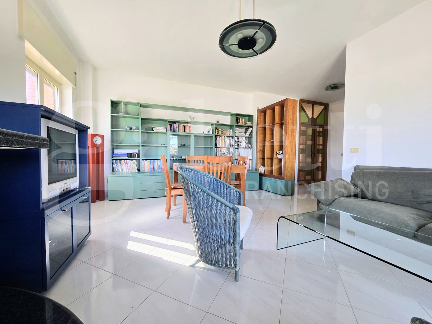 Quadrilocale arredato in affitto a Colleferro