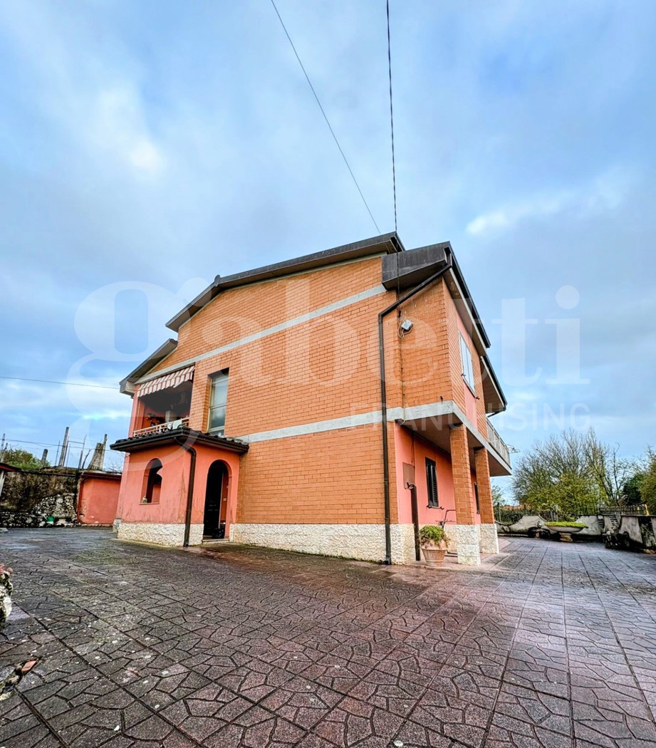 Trilocale ristrutturato a Colleferro